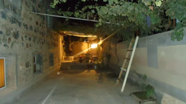  Spandaryan House - picture  : BBQ facilities,Street view,Property 