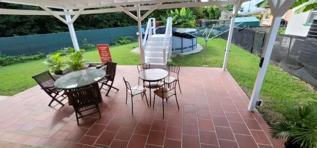  THE GOOD LIFE - picture  : Patio,Property 