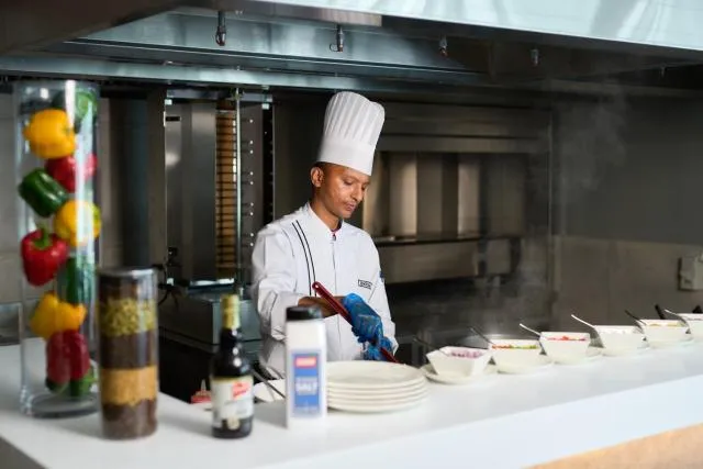  Hotel Holiday International - picture  : Food and drinks,Food,Property 