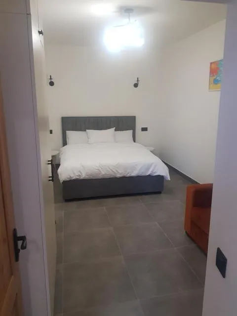  Loft Aparts - picture  : Bed,Bed,Bedroom,Property,Room 