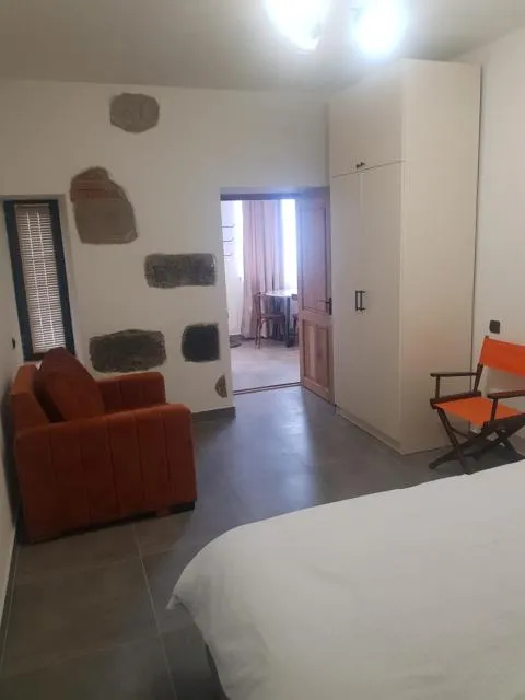  Loft Aparts - picture  : Seating area 