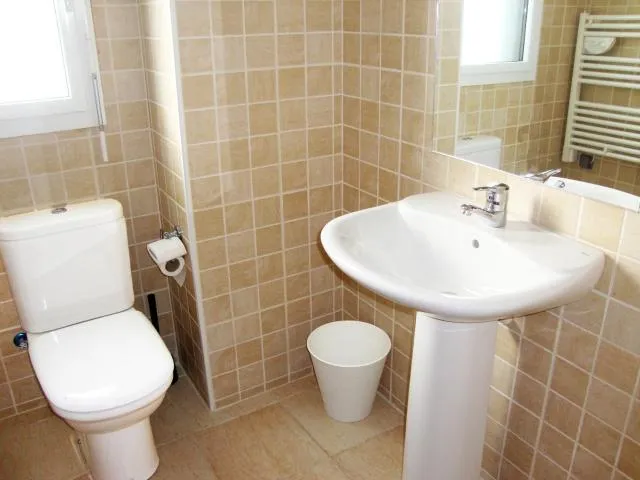  Apartamentos Araco 3000 - picture  : Bathroom,Bathroom,Property 