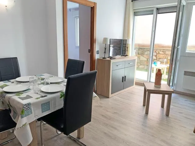  Apartamentos Araco 3000 - picture  : Dining area,Living room,Dining area,Property 