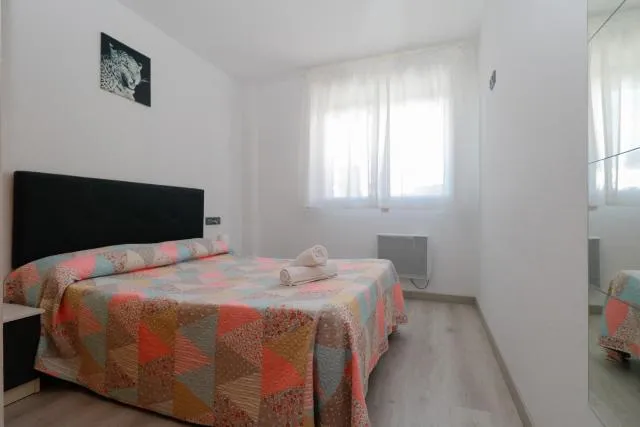 Apartamentos Araco 3000 - picture  : Bed,Bedroom,Property 