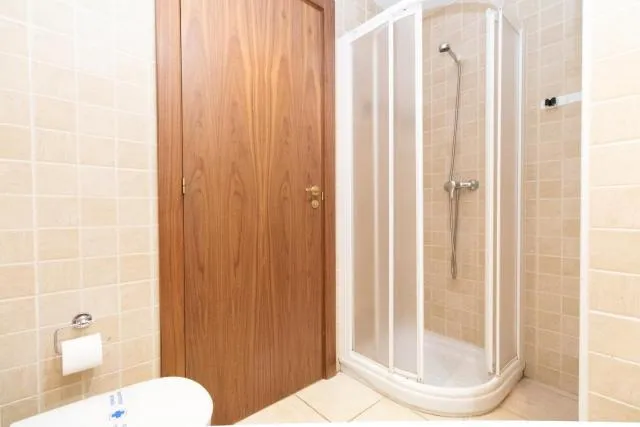  Apartamentos Araco 3000 - picture  : Bathroom,Bathroom,Property 