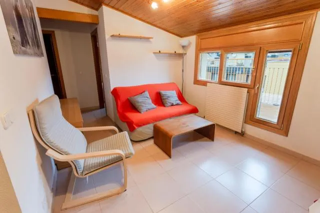  Maia Pedrous - picture  : Seating area,Living room,Property 