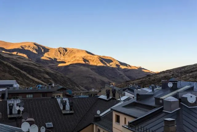  Maia Pedrous - picture  : Shower,Mountain view,Property 