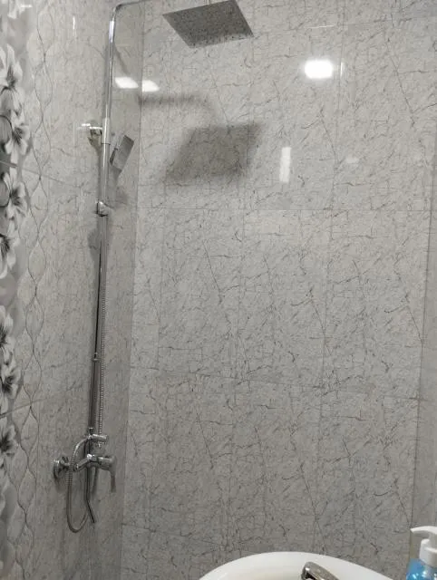  Karas - cover picture 