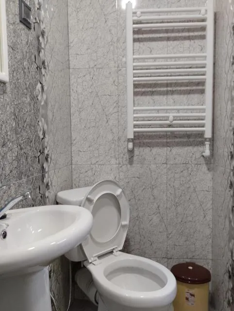  Karas - picture  : Bathroom 