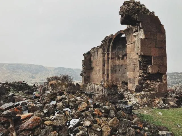  Zove Rural Cottage with garden views - picture  : Nearby landmark,Natural landscape,Landmark view,Property 