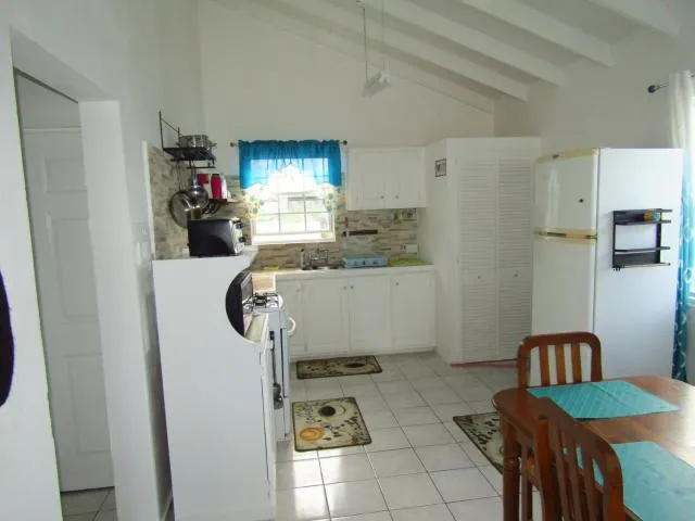  Dover Apt by beach in the Gap - picture  : Kitchen/kitchenette,Dining area,Kitchen or kitchenette,Dining area,minibar,pet friendly,stove,Property 