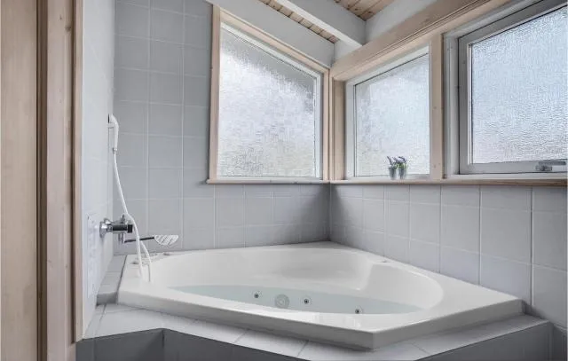  Holiday home Annavej Grenaa I - picture  : Bathroom,Kitchen or kitchenette,Property 