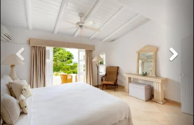  Nutmeg at Merlin Bay - picture  : Other 