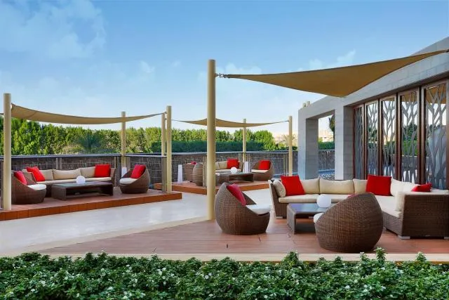  Marriott Hotel Al Forsan, Abu Dhabi - picture  : Restaurant/places to eat,Property 