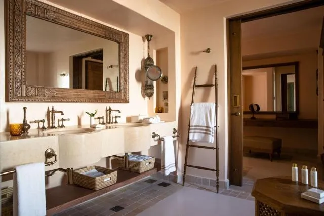  Al Wathba, a Luxury Collection Desert Resort & Spa, Abu Dhabi - picture  : Bathroom,Bathroom,Property 