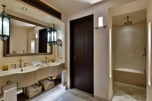  Al Wathba, a Luxury Collection Desert Resort & Spa, Abu Dhabi - picture  : Bathroom,Bathroom,Property 