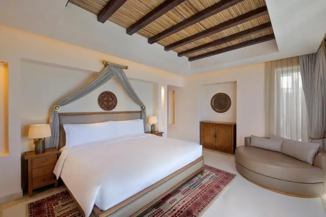  Al Wathba, a Luxury Collection Desert Resort & Spa, Abu Dhabi - picture  : Bed,Bedroom,Property 