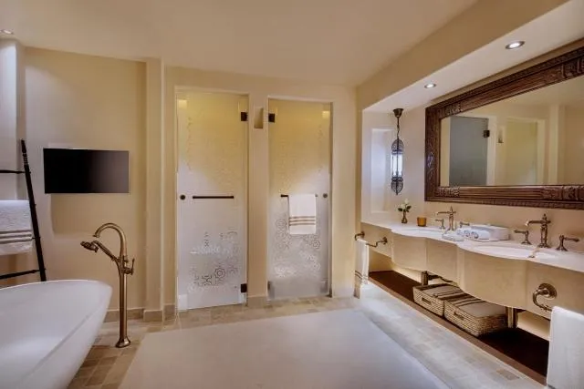  Al Wathba, a Luxury Collection Desert Resort & Spa, Abu Dhabi - picture  : Bathroom,Bathroom,Property 
