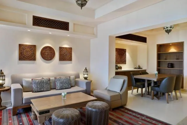  Al Wathba, a Luxury Collection Desert Resort & Spa, Abu Dhabi - picture  : Seating area,Living room,Property 