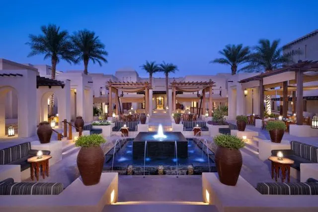  Al Wathba, a Luxury Collection Desert Resort & Spa, Abu Dhabi - picture  : Property building,Swimming pool,Property 