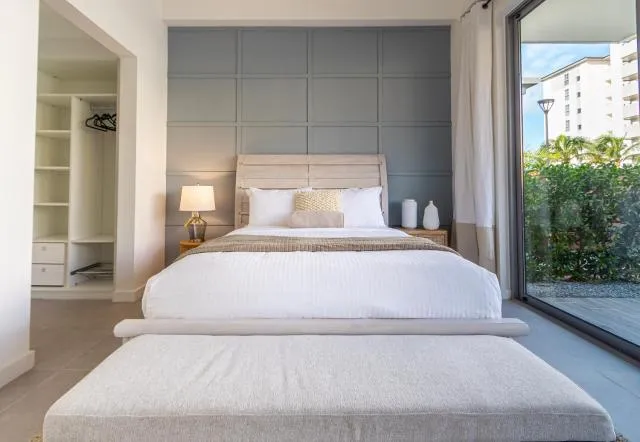  Villa5 - Peace of Heaven Villa in Aruba - picture  : Property building,Bed,Property 