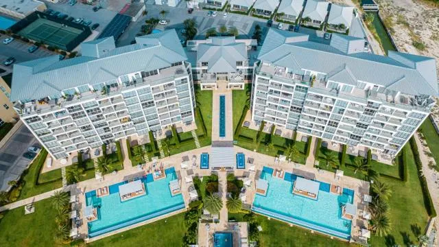  Villa5 - Peace of Heaven Villa in Aruba - picture  : Property building,Bird's eye view,Pool view,Property 