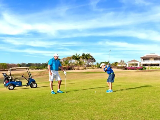  Royal Apartment at Westmoreland - picture  : Night,Area and facilities,Property 