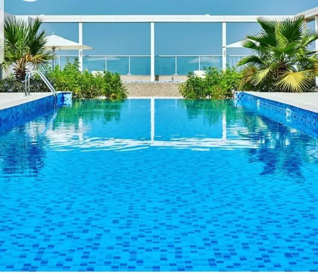  Beautiful apartment by the sea - picture  : Swimming pool,Swimming pool,Property 