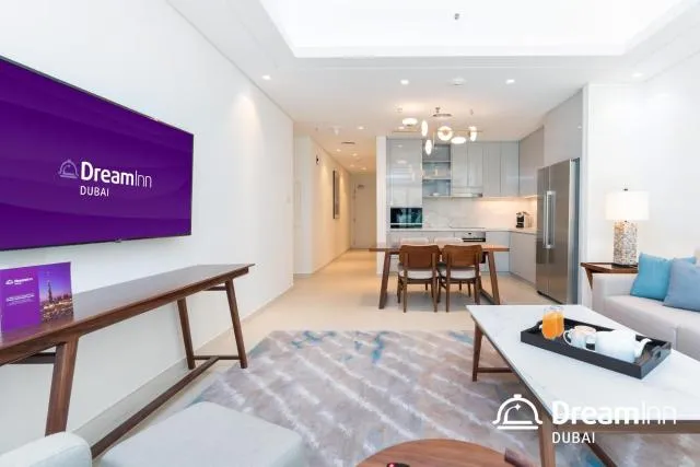  Dream Inn Apartments - Address Beach Residence Fujairah - picture  : TV/entertainment centre,TV and multimedia,Kitchen or kitchenette,Living room,Seating area,pet friendly,Property 