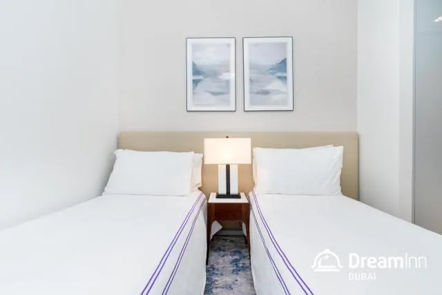  Dream Inn Apartments - Address Beach Residence Fujairah - picture  : Bed,Bedroom,Property 