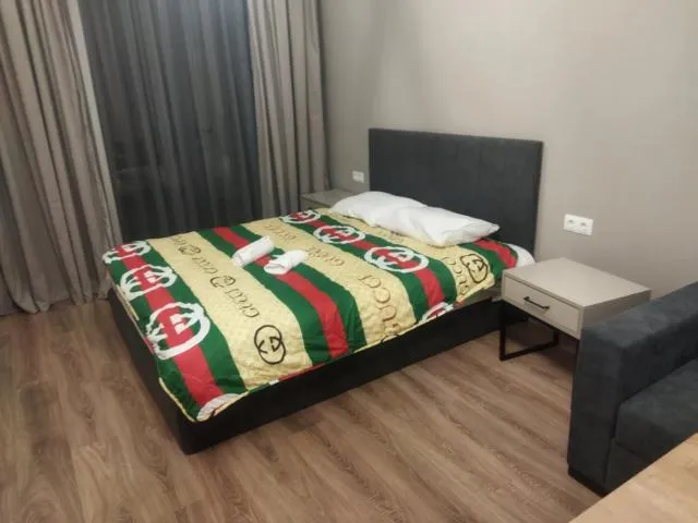  Kechi 2 - cover picture 