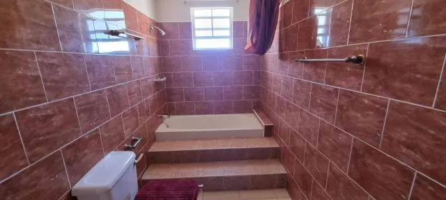  Home away from home - picture  : Bathroom 