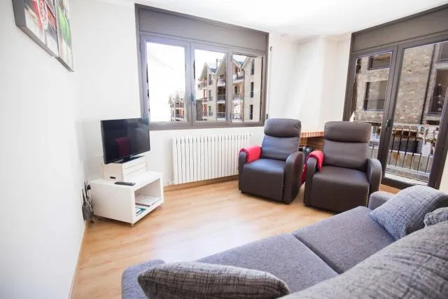  Apartaments Ashome - picture  : Seating area,Dining area,Property 