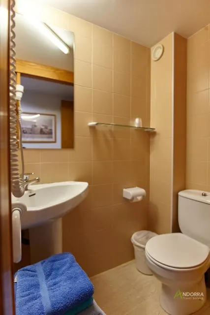  Chalet Font - picture  : Bathroom 