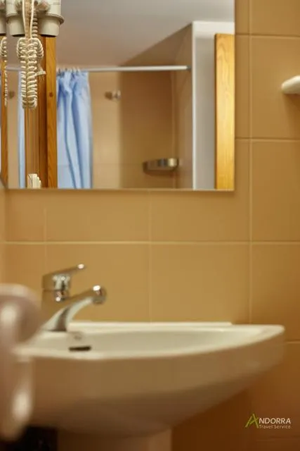  Chalet Font - picture  : Bathroom 