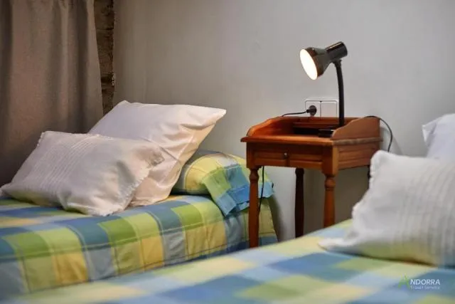  Chalet Font - picture  : Seating area,Bed 