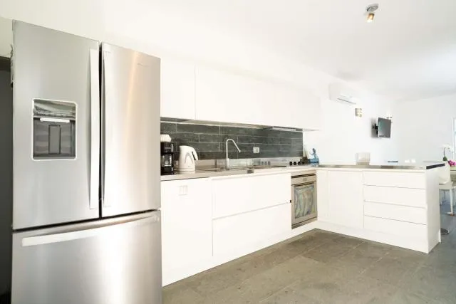  Antigua chiama Italia villas - picture  : Kitchen/kitchenette,Coffee/tea facilities,Kitchen or kitchenette,Property 