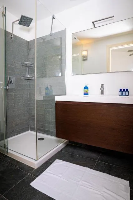  Antigua chiama Italia villas - picture  : Shower,Bathroom,Bathroom,Property 