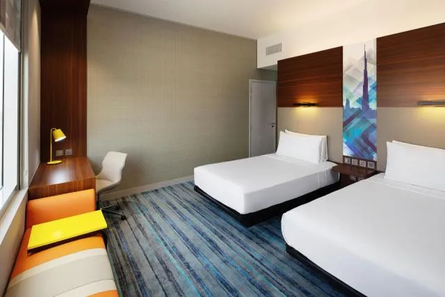  Aloft Dubai South - picture  : Bed,Photo of the whole room,Room 
