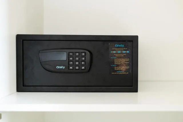  MIKKA CLOS - picture  : Floor plan,TV/entertainment centre 