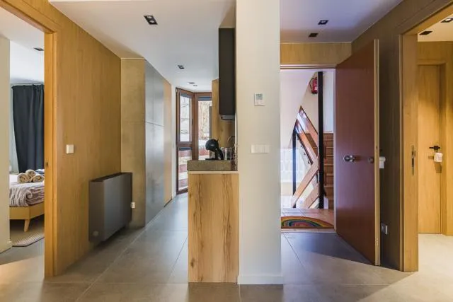  MIKKA CLOS - picture  : Kitchen/kitchenette 