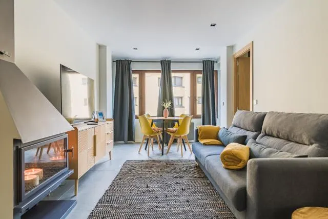  MIKKA CLOS - picture  : Seating area 