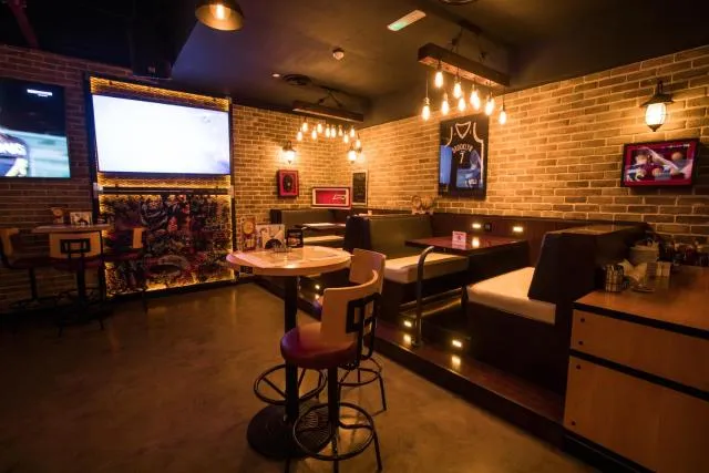  Elite Byblos Hotel - picture  : Toilet,Patio,Restaurant/places to eat,Seating area,Nightclub / DJ,TV and multimedia,Lounge or bar,Dining area,Evening entertainment,Property 