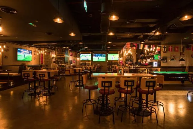  Elite Byblos Hotel - picture  : Toilet,Patio,Restaurant/places to eat,Seating area,Billiard,TV and multimedia,Lounge or bar,Food and drinks,Evening entertainment,Property 