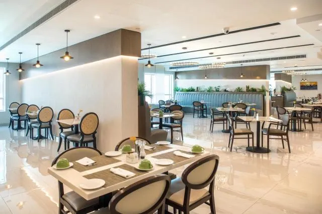  Elite Byblos Hotel - picture  : Toilet,Restaurant/places to eat,Day,Food and drinks,Decorative detail,Dining area,Food,Breakfast,Lunch,Property 