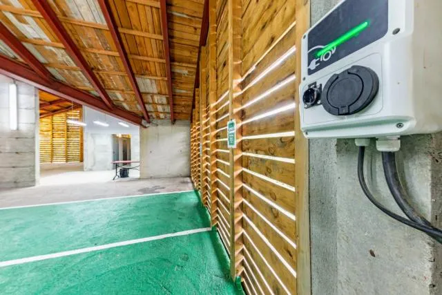  Apartaments Giberga - picture  : Parking,Property 