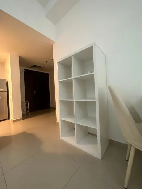  Beautiful apartment by the sea - picture  : TV/entertainment centre,Library,Property 