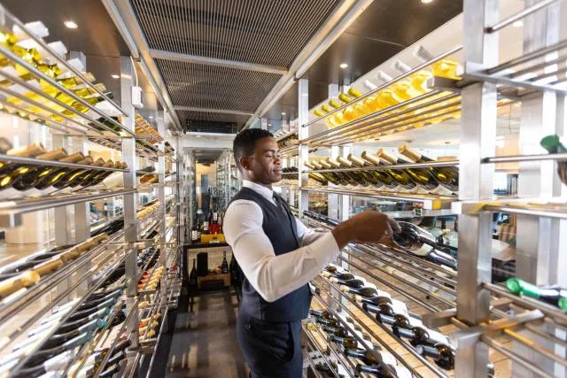  EPIC SANA Luanda Hotel - picture  : Restaurant/places to eat,Property 