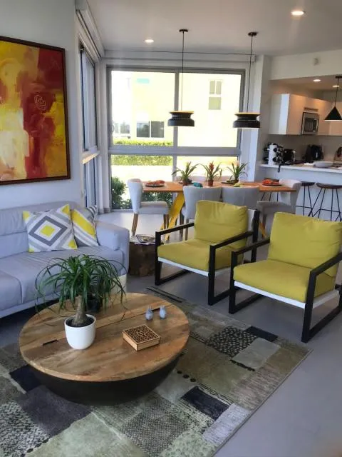  Stunning beachfront apartment with private jacuzzi - picture  : Seating area 