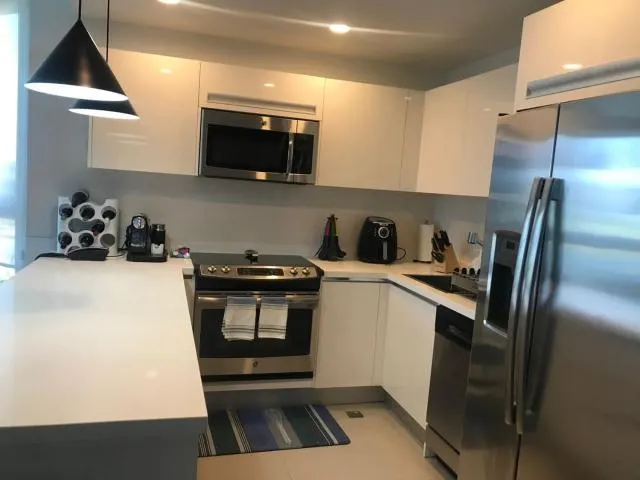  Stunning beachfront apartment with private jacuzzi - picture  : Kitchen/kitchenette 